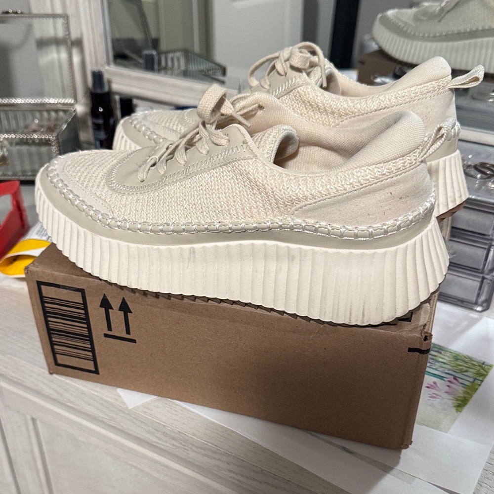 DV by Dolce Vita Cream Platform Sneakers